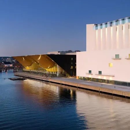Historisk Naer Sentrum, Gratis Parkering Apartmán